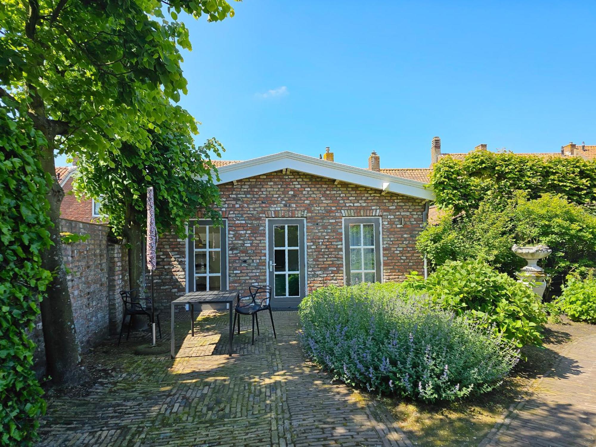 Tuinsuite Zon Do48 Dombourg Extérieur photo